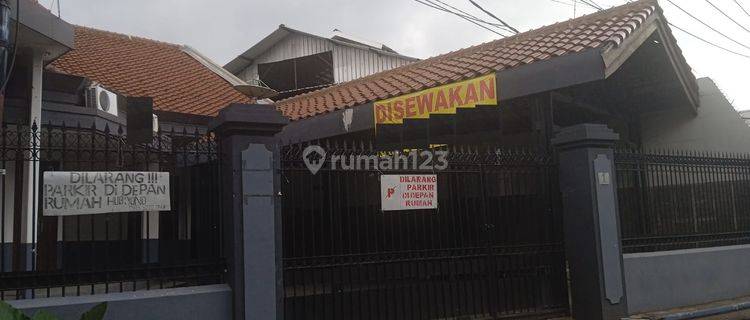 Rumah Disewa Perak Barat Krembangan Surabaya 1