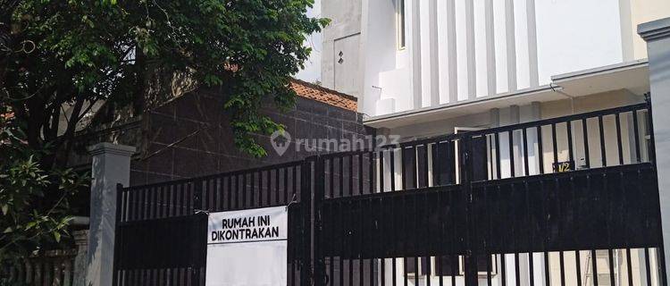 Rumah Disewa Kencanasari Timur Dukuh Pakis Surabaya 1