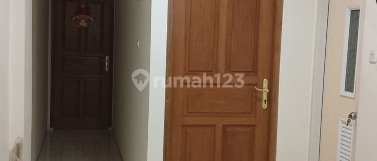 For Sale Neat Ready-to-Occupy House Taman Palem Lestari 1