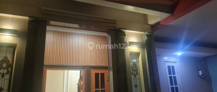 Rumah siap huni 1 1/2 lantai di Melati Mas 1