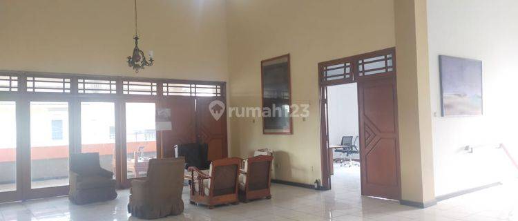 Disewakan Rumah di Jl. Sukahaji Indah Bandung 1