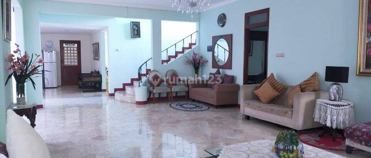 Rumah Bagus Terawat di Komp. Alamanda, Bandung 1