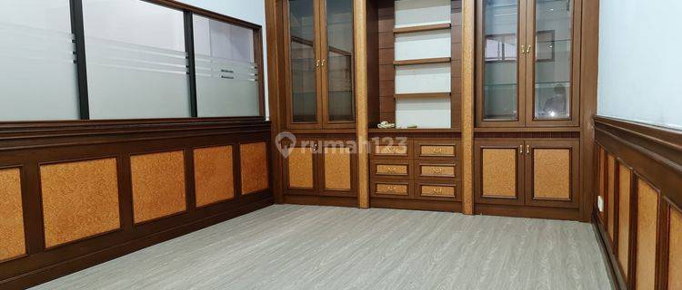 Rukan Permata Senayan 3lantai Mewah Bagus 1