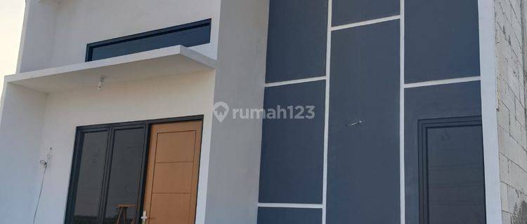 Rumah Baru Surat SHM di Sukawangi 1