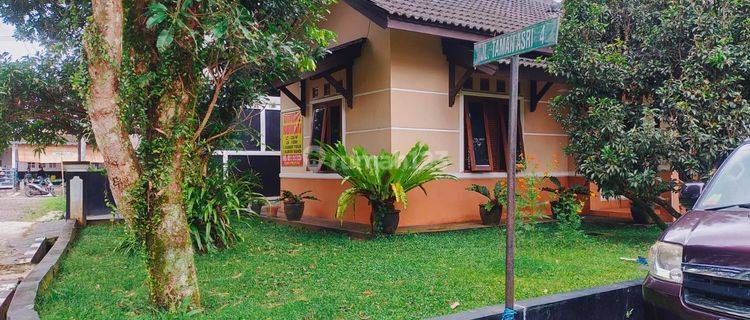 Rumah Taman Nyaman di Perumahan Taman Asri, Sukabumi 1