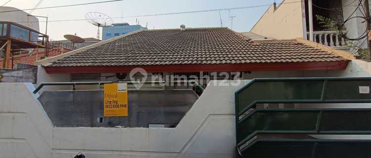 Tomang-Rumah Dijual Hitung Tanah, 165 m², SHM, Akses Tol Dekat 1