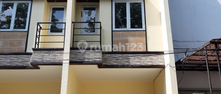 Rumah Minimalis Modern Siap Huni Taman Ratu Jakarta Barat 1