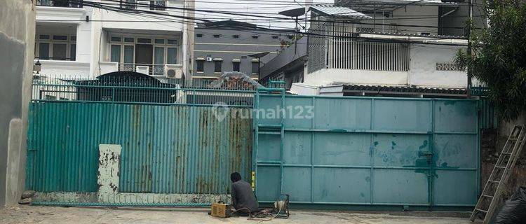 Tanah Bangun Kost, Gudang Jalan Keselamatan Gajah Mada Jakarta Pusat 1