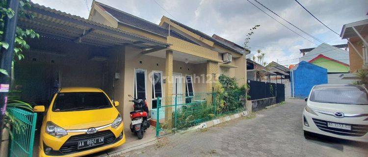 Rumah Di Perum Selatan Ambarukmo Plaza Dkt Janti Blok O Depok Sleman  1