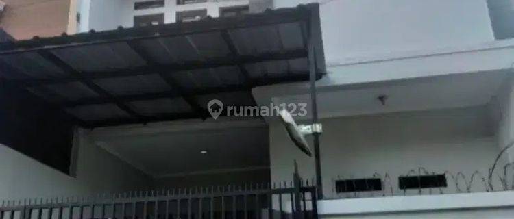 Rumah Baru Minimalis Disewakan Bisa Untuk Kantor Dekat Mrt 1