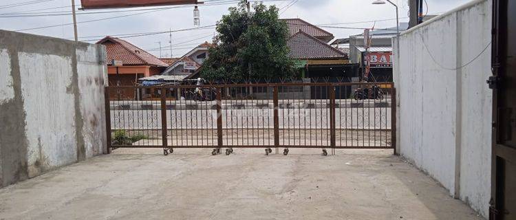 Ruko di Jalan raya Losarang pantura, Losarang 600 m² Unfurnished 1