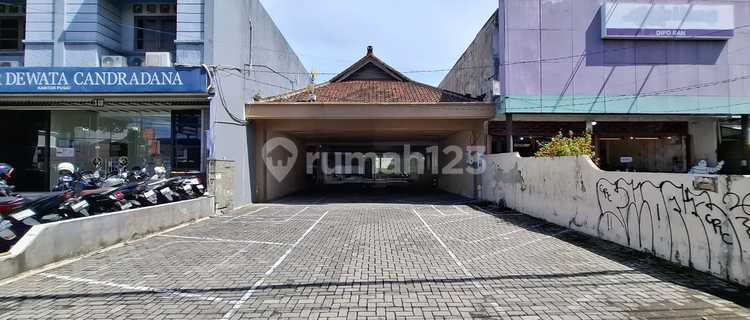 Single-Story Commercial Building in Gatot Subroto Business Center Denpasar 1