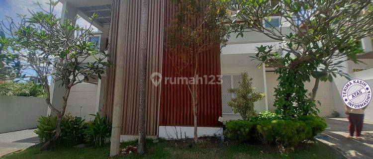 One gated cluster Villa in Munggu close to Canggu 1