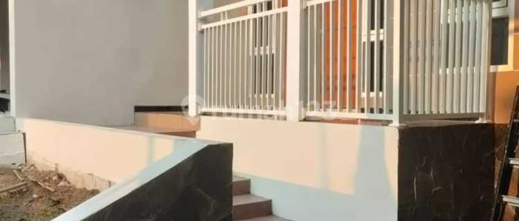 Rumah 3 Kmar Tidur Gkb Gresik. 1