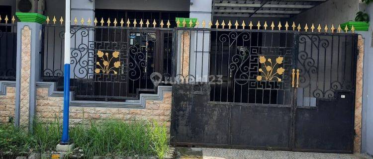 Rumah siap huni GKB Manyar Gresik 1