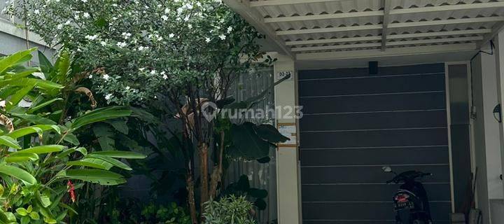 Rumah 2 lantai dekat Icon mall Green Garden Kebomas Gresik  1