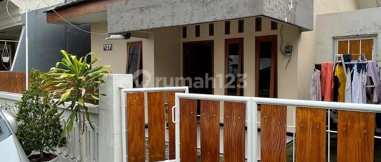 Rumah Perum Sambong Indah Jombang 1