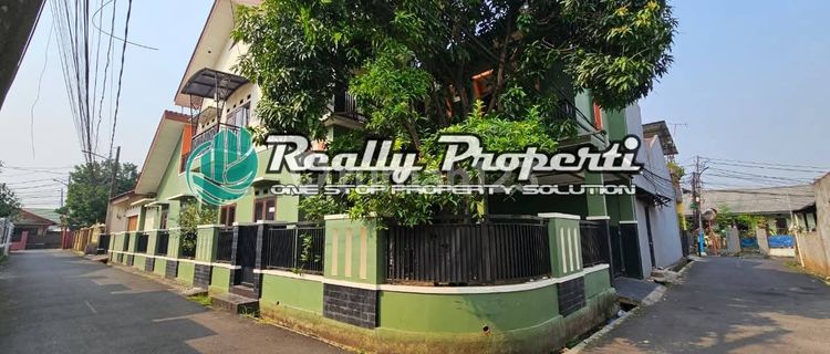 Disewakan Rumah Hook Semi Furnised Ada Ac & Kitchen Set di Lubang Buaya, Cipayung Jakarta Timur 1