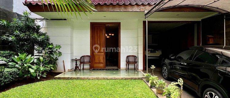 Menteng 2 Lantai Siap Huni, Area Asri Tenang, Tanah Persegi, Murah 1