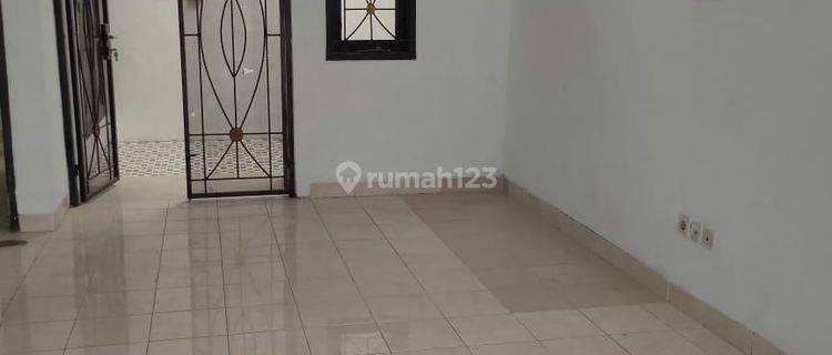 Dijual rumah siap huni dalam cluster di Graha Raya Bintaro 1