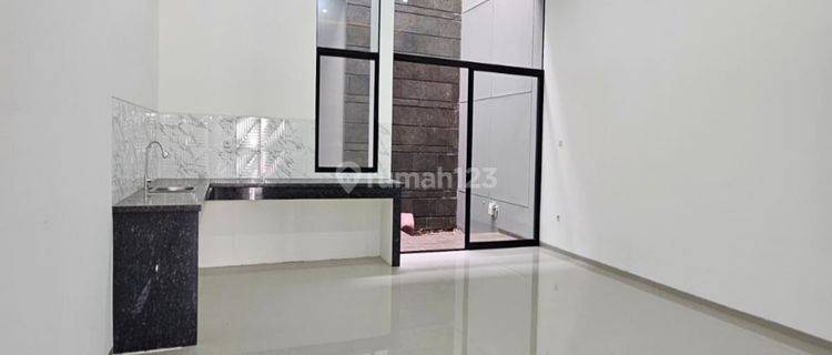  Rumah Baru Unfurnished SHM - Sertifikat Hak Milik di Mekar Wangi, Mekar Wangi 1