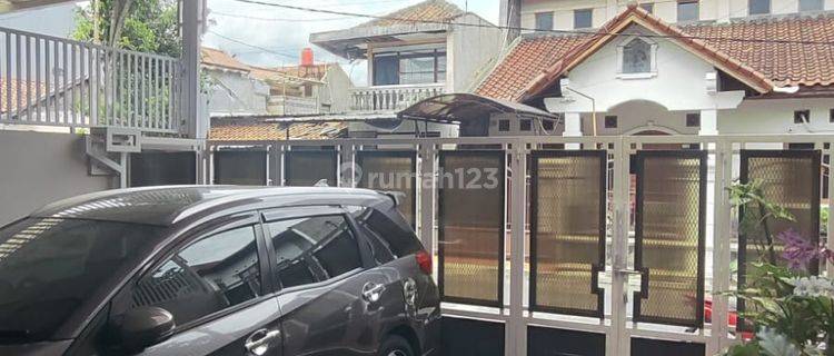 Rumah Bagus Minimalis Cantik Siap Huni Di Margahayu Raya - Metro  1