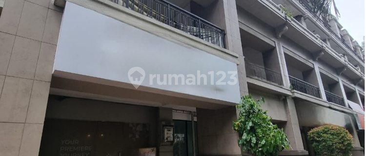 Sell 4-Storey Shop House in Central Park - Strategic and Premium Location 1