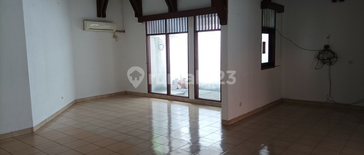 Rumah lokasi di Menteng cocok utk silent office 1