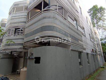 Rumah Kost 3 Kantai di Anarta House Vanya Park BSD 1