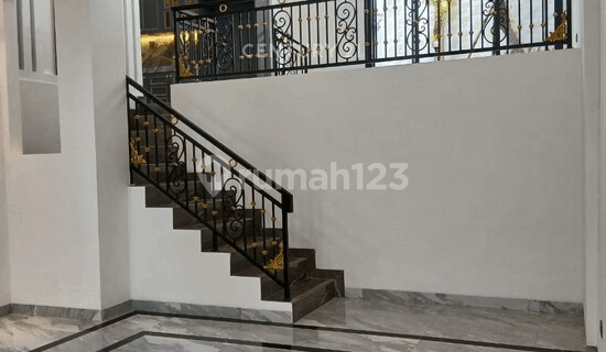 Dijual Rumah Mewah Elagan Strategis Siap Huni Di Sektor 9  1