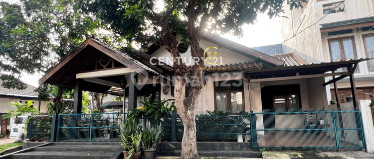 Dijual Rumah Strategis Harga Menarik di Bintaro 1