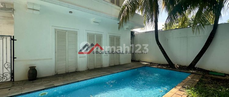 Rumah Siap huni dalam Town House Private Swimming Pool di Kemang Jakarta Selatan 1