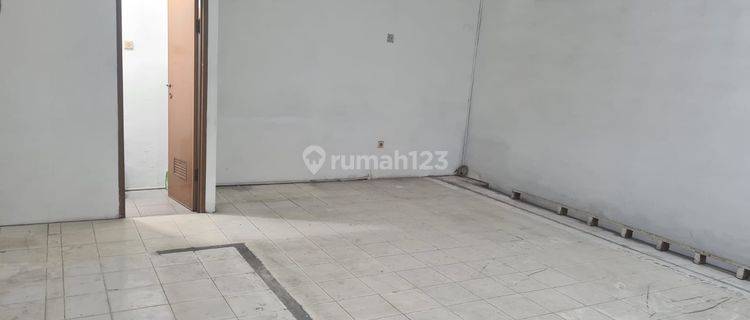 Di Sewakan Ruang Usaha Mainroad Pagarsih
Bandung 1