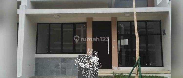 Rumah 2 Lantai Siap Huni Luxury Semi Furnish Bagus Cosmo Lippo 1