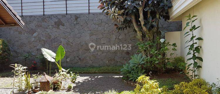 Dijual rumah culdesac semua kusen jati taman luas dekat IPTN harga di atas NJOP sedikit 1