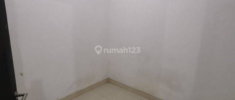 Rumah Kontrakan Bagus Taman Royal, Tangerang SHM 1