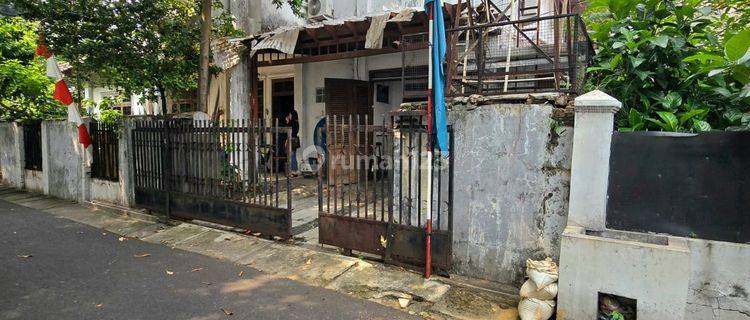 Dijual Rumah Lama Hitung Tanah di Area Bergengsi Scbd Jakarta Selatan 1