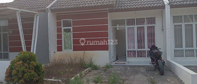 Dijual Over Kredit Rumah The Leafs Cibunar Parung Panjang 1