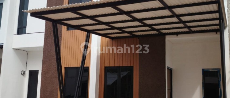 Rumah Siap huni modal 5 Juta aja udah bisa punya rumah 2 lantai di Kota Tangerang  1