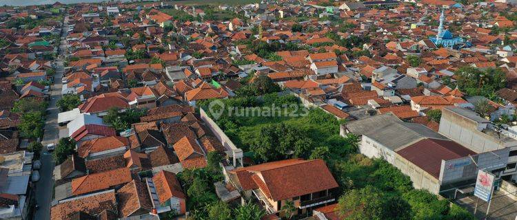 Tanah Jalan Gajah Mada Pekalongan Jawa Tengah 1