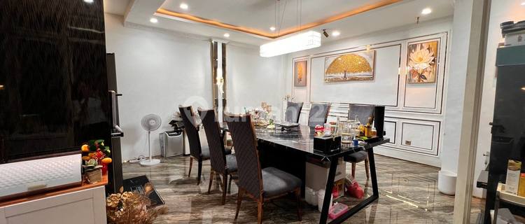 QUICK SALE MUST DEAL IMMEDIATELY HOUSE LOCATED AT BOULEVARD CITRA GRAN Beautiful Modern Minimalist 2 Floors 1