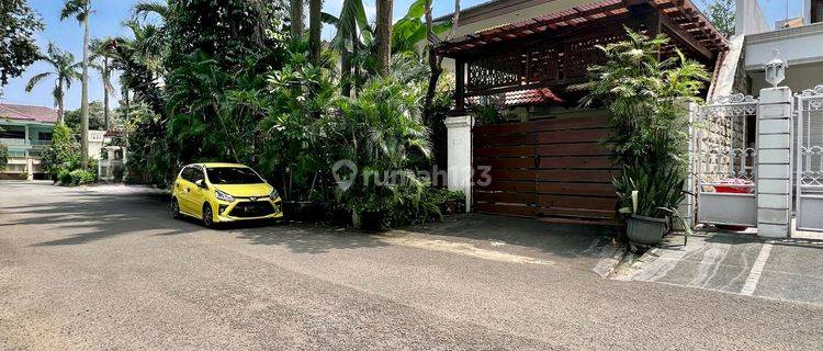 Rumah Asri 2 Lantai Permata Hijau Kebayaron Lama Jakarta Selatan 1