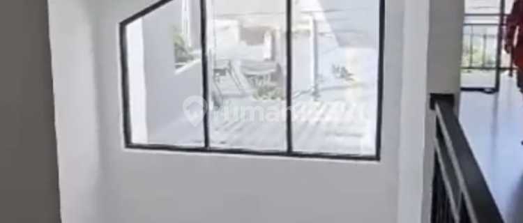 Two-story house in Harapan Indah, fully renovated and ready to occupy, with the most strategic location in Bekasi City. 1