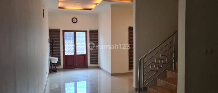 Rumah Disewa Di Gading Serpong Bagus 2 Lantai Sektor 6 1
