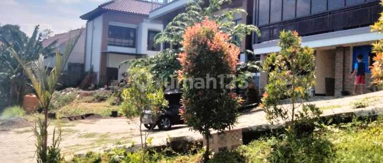 Luxury Boarding House Jatinangor One Step to UNPAD Land Area 1,310m² 1