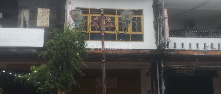 Di Sewakan Ruko 2 Lantai Gajah Mada Lokasi Strategis  1