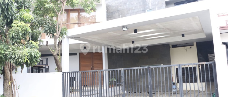 For Immediate Sale Strategic & Furnished House In Raffles Hills Cibubur 1