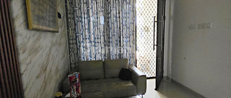 For Sale Quick Semi-Furnished House in Shinano Jakarta Garden City 1