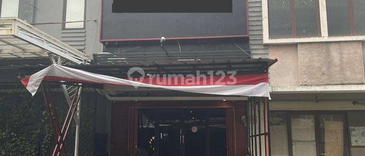 Quick Sale of Strategic Commercial Buildings for Business in Legenda Wisata Cibubur 1