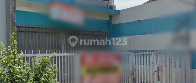 For Rent, 8x25 Meter Shop House, Strategic Location on Bumi Indah Main Road, Balong Sari, Surabaya. 1
